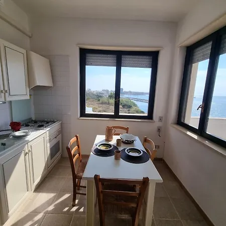 Monolocale Con Spettacolare Vista Mare Апартаменты *